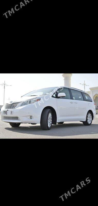 Toyota Sienna 2011 - 280 000 TMT - Дашогуз - img 10