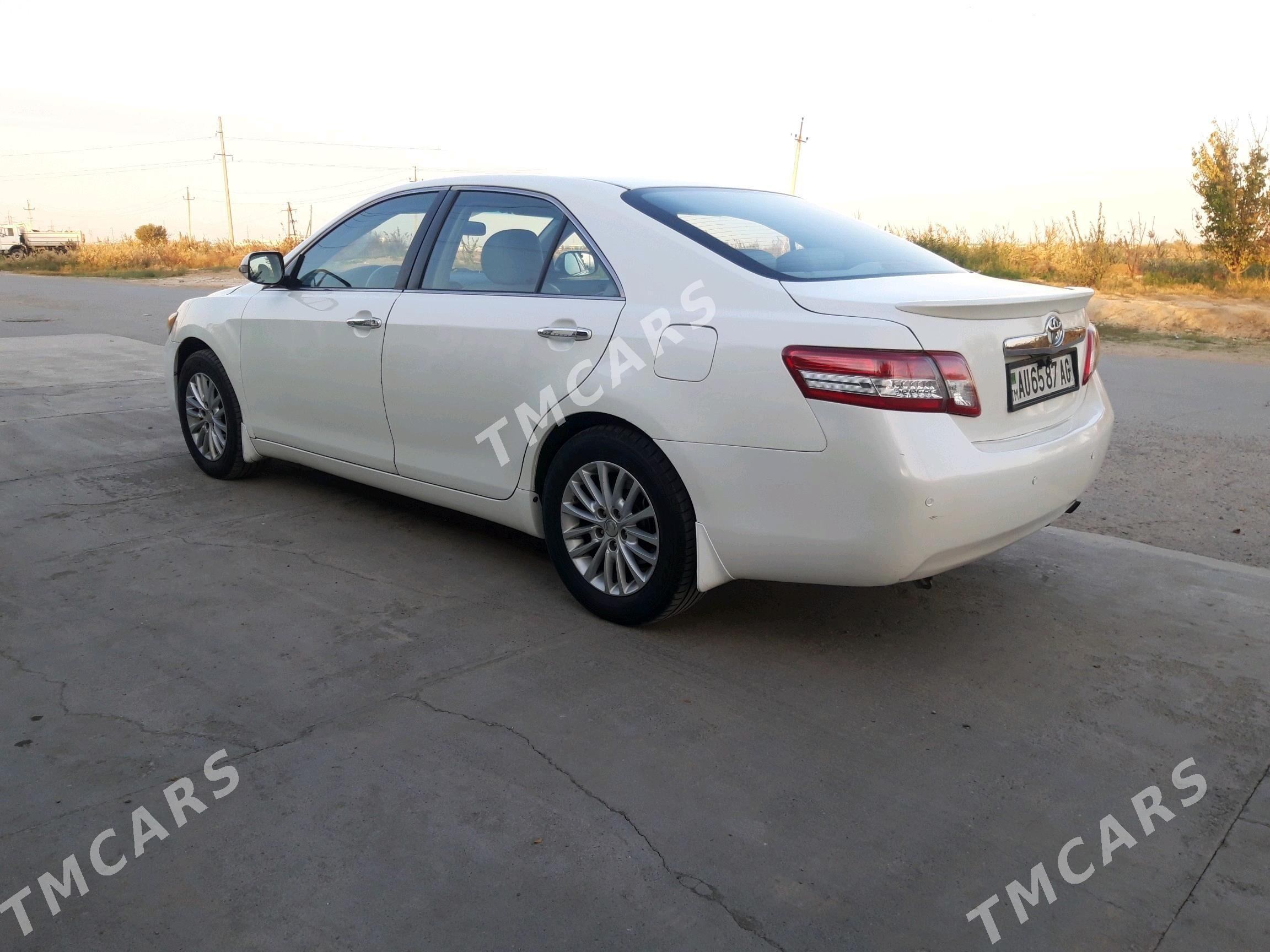 Toyota Camry 2010 - 140 000 TMT - Ашхабад - img 2