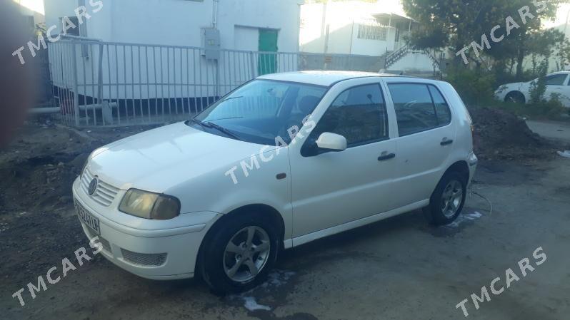 Volkswagen Polo 2001 - 30 000 TMT - Туркменабат - img 2