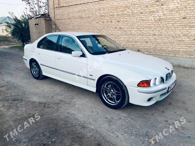 BMW E39 1998 - 95 000 TMT - Mary - img 2