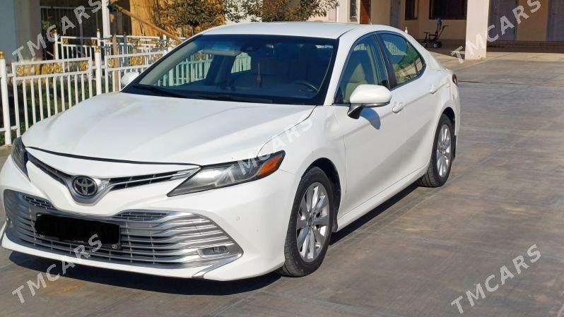 Toyota Camry 2018 - 300 000 TMT - Aşgabat - img 2