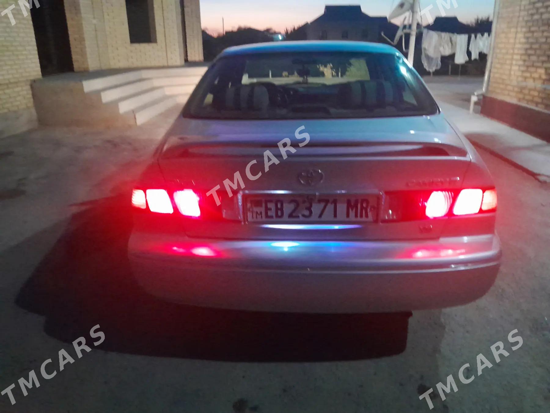 Toyota Camry 2000 - 109 000 TMT - Sakarçäge - img 2