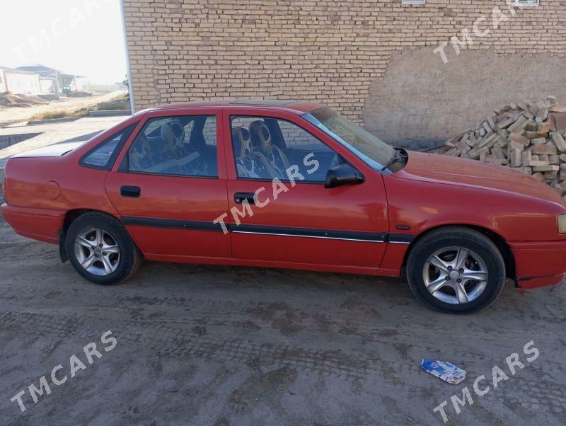 Opel Vectra 1990 - 35 000 TMT - Farap - img 5