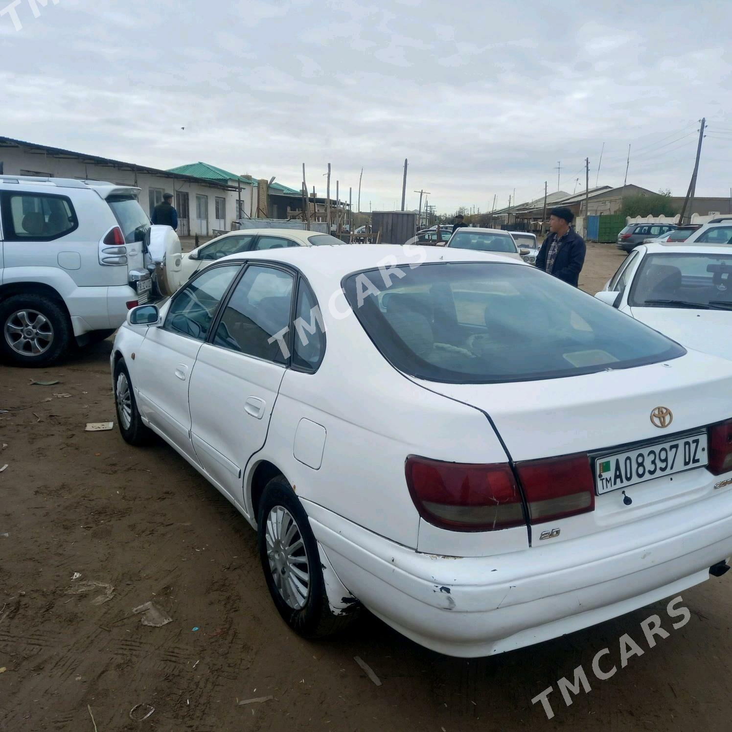 Toyota Carina 1993 - 50 000 TMT - Гурбансолтан Едже - img 2