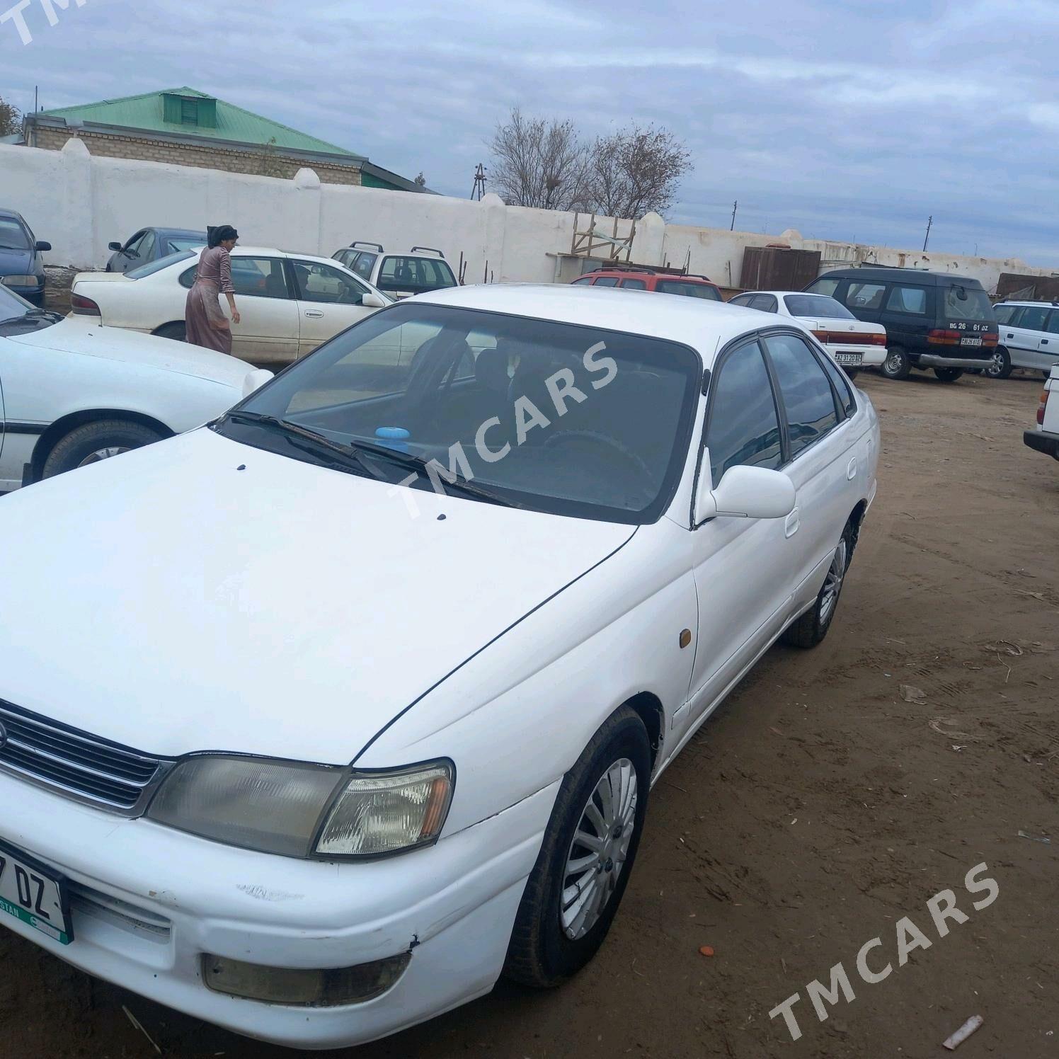 Toyota Carina 1993 - 50 000 TMT - Гурбансолтан Едже - img 4