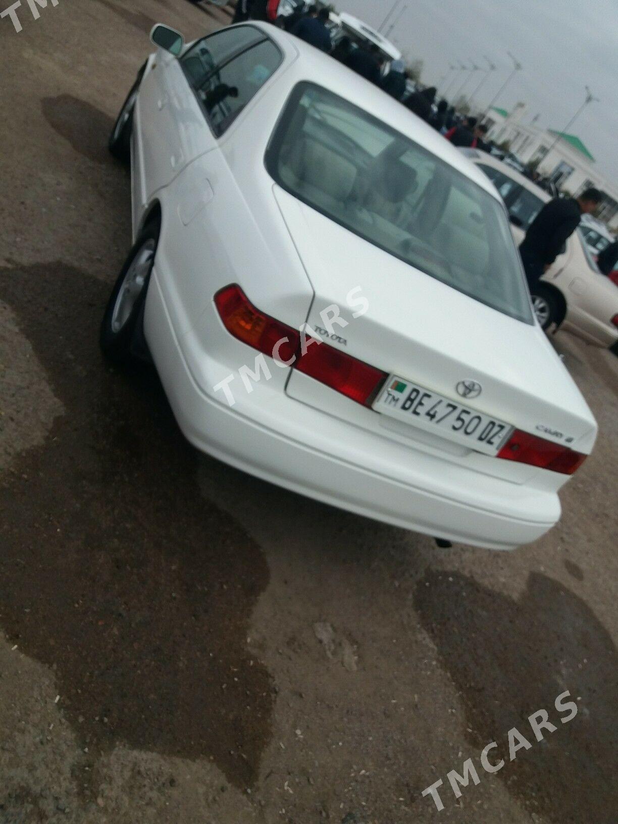 Toyota Camry 1999 - 100 000 TMT - Дашогуз - img 2