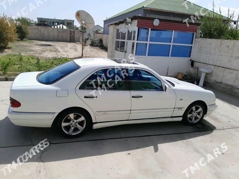 Mercedes-Benz E320 2000 - 95 000 TMT - Aşgabat - img 4