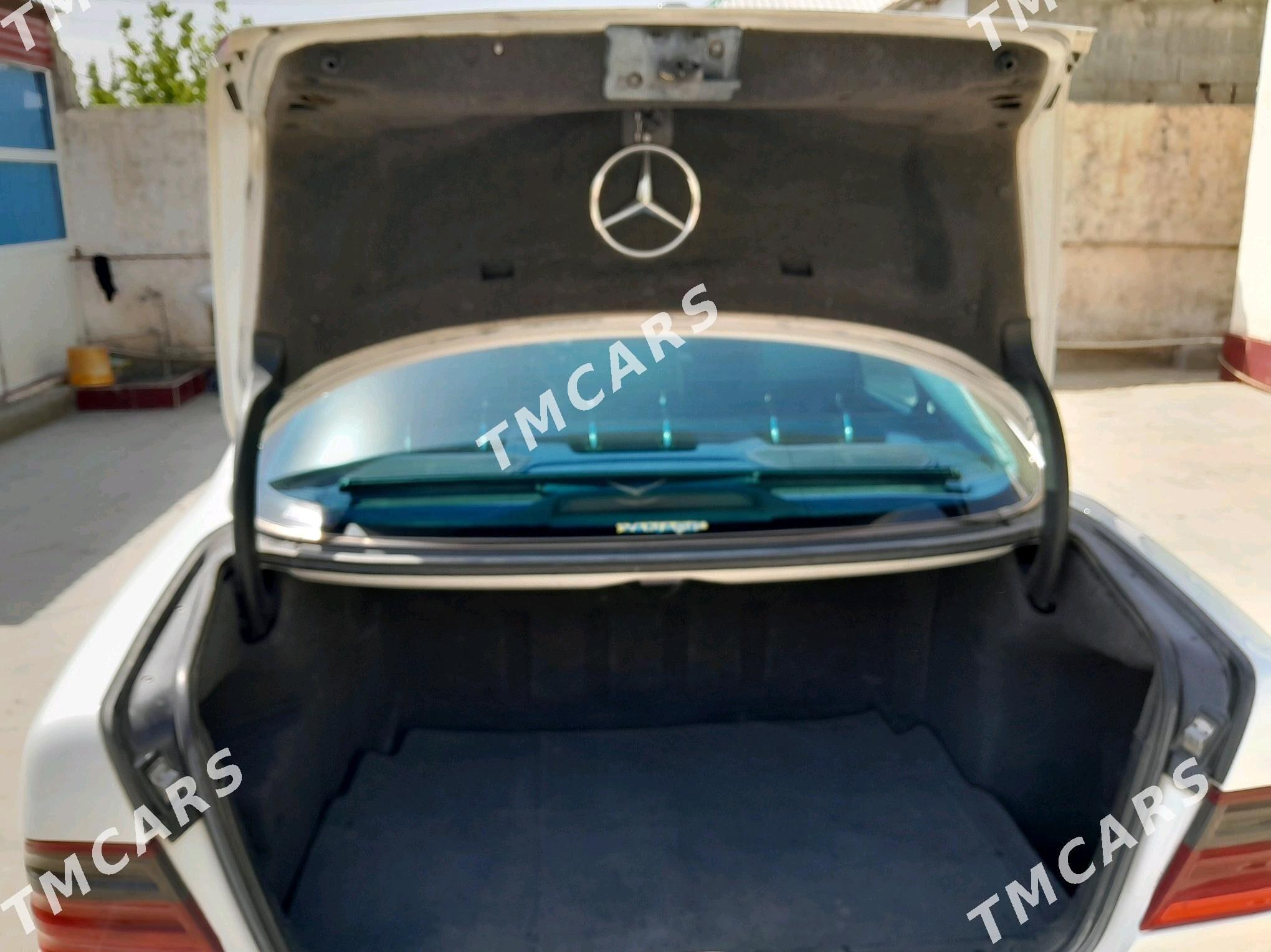 Mercedes-Benz E320 2000 - 95 000 TMT - Aşgabat - img 5