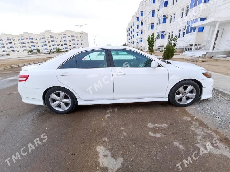 Toyota Camry 2009 - 160 000 TMT - Ак-Бугдайский этрап - img 3