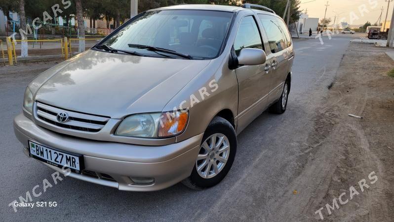 Toyota Sienna 2002 - 128 000 TMT - Мары - img 3