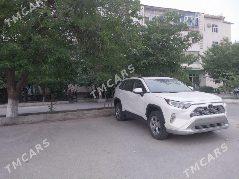 Toyota RAV4 2022 - 350 000 TMT - Aşgabat - img 4