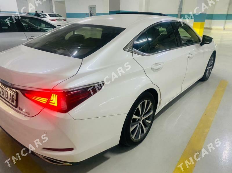 Lexus ES 350 2018 - 495 000 TMT - Ашхабад - img 2