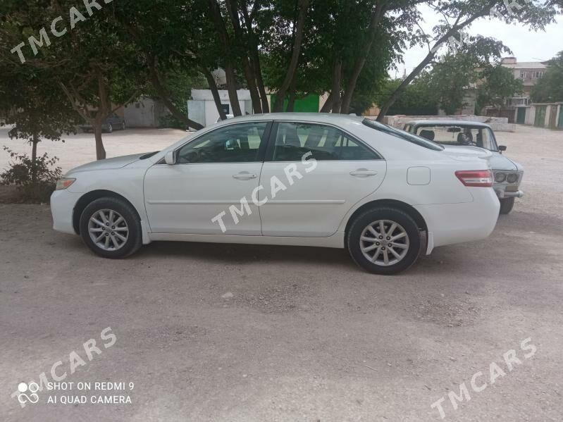 Toyota Camry 2011 - 180 000 TMT - Balkanabat - img 2