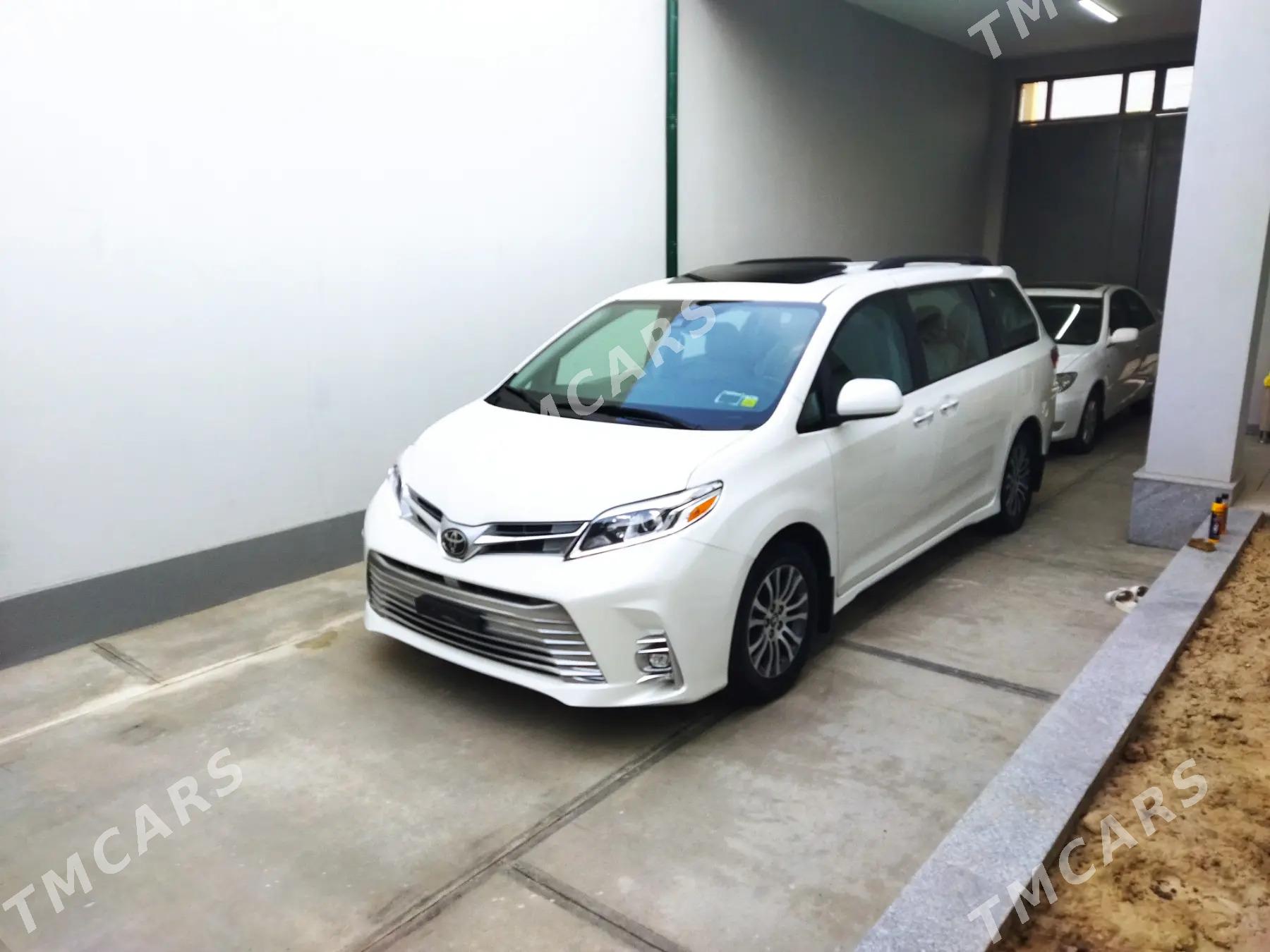 Toyota Sienna 2019 - 490 000 TMT - Бедев - img 6