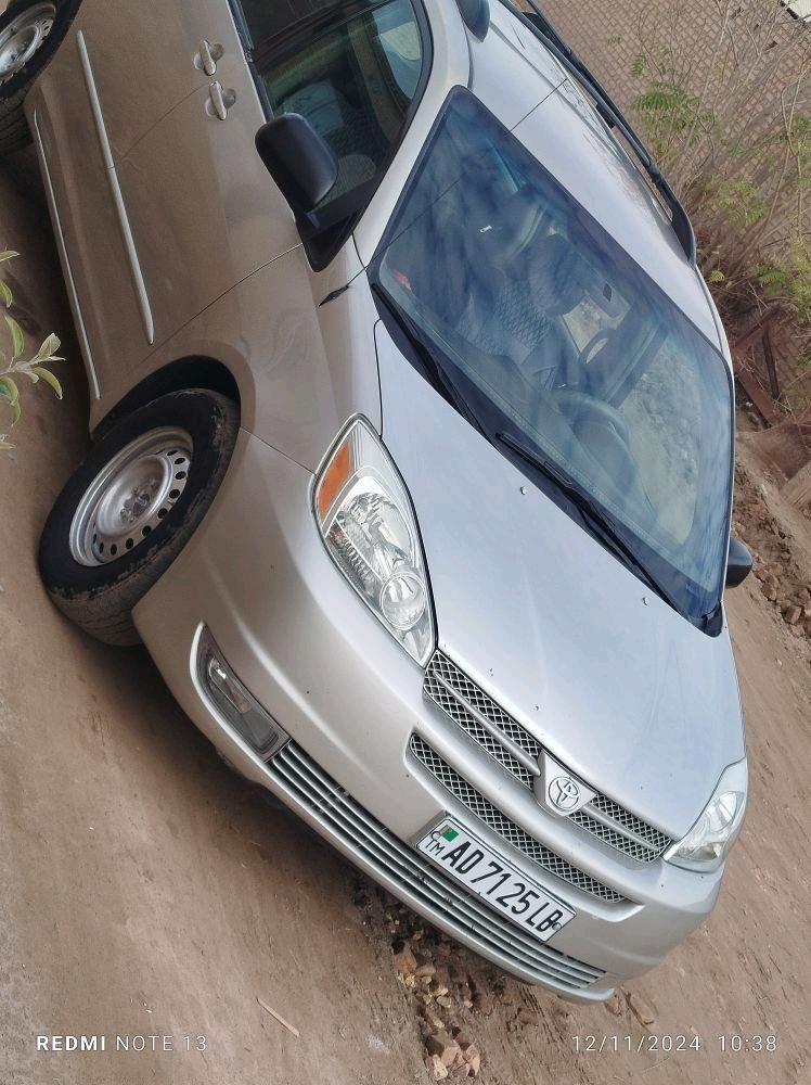 Toyota Sienna 2005 - 170 000 TMT - Халач - img 4