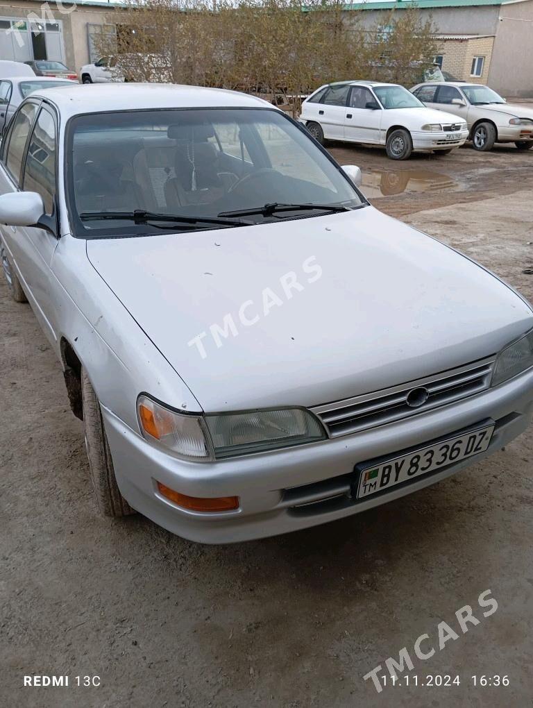 Toyota Corolla 1993 - 60 000 TMT - Köneürgenç - img 3