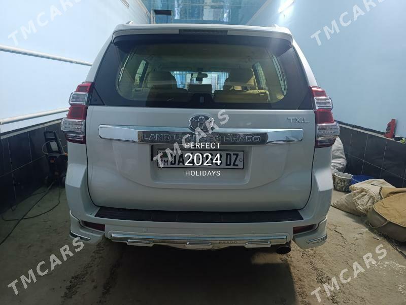 Toyota Land Cruiser Prado 2016 - 680 000 TMT - Köneürgenç - img 3