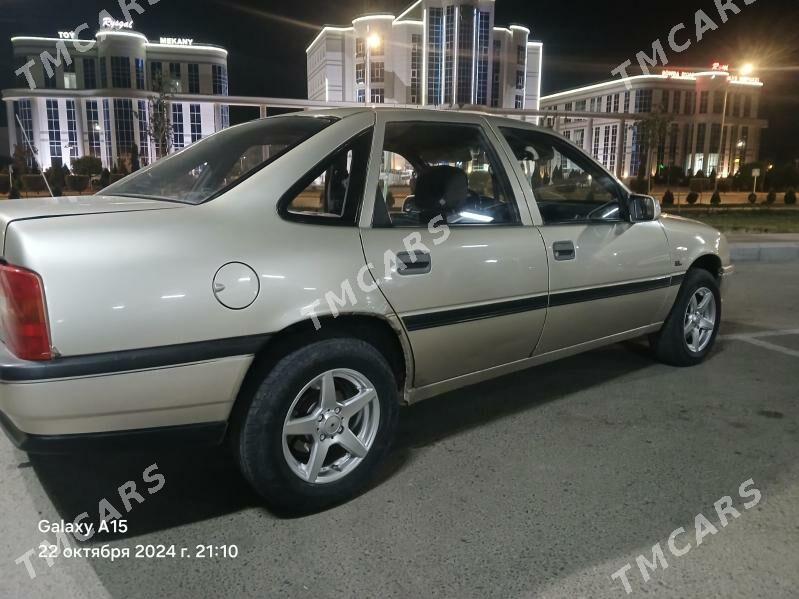 Opel Vectra 1989 - 40 000 TMT - етр. Туркменбаши - img 5