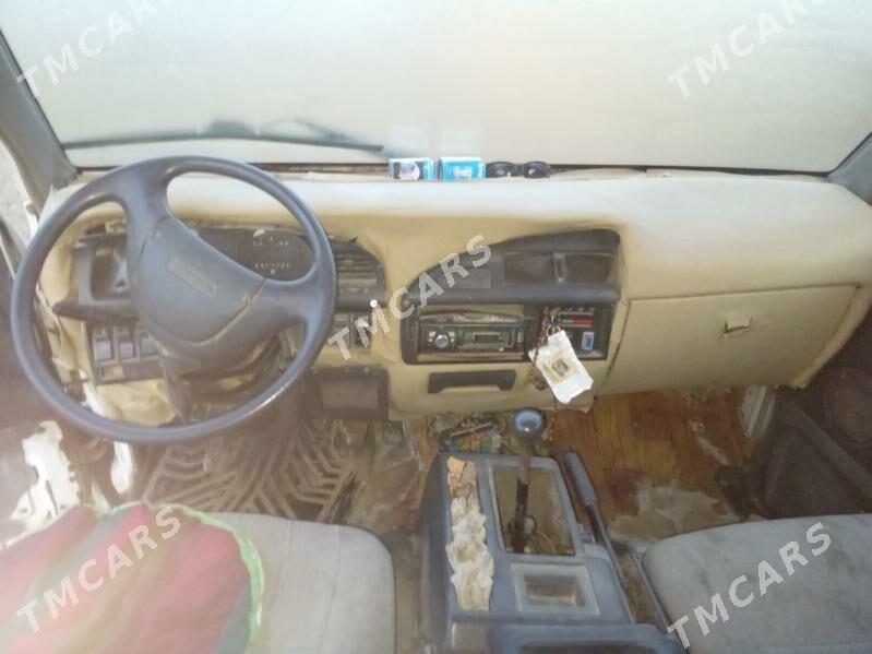 Toyota Town Ace 1991 - 22 000 TMT - Мары - img 7