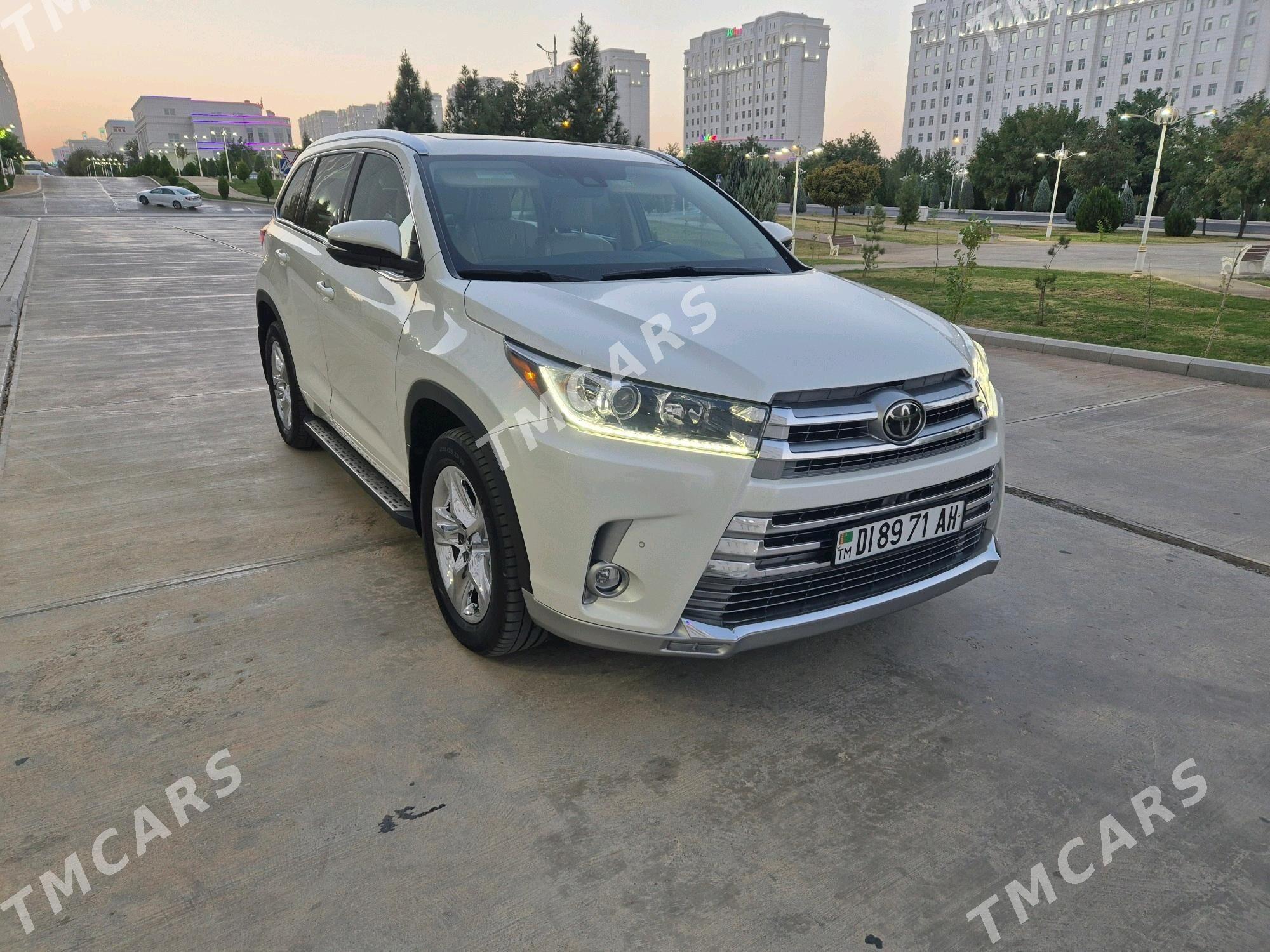 Toyota Highlander 2019 - 560 000 TMT - Ашхабад - img 3