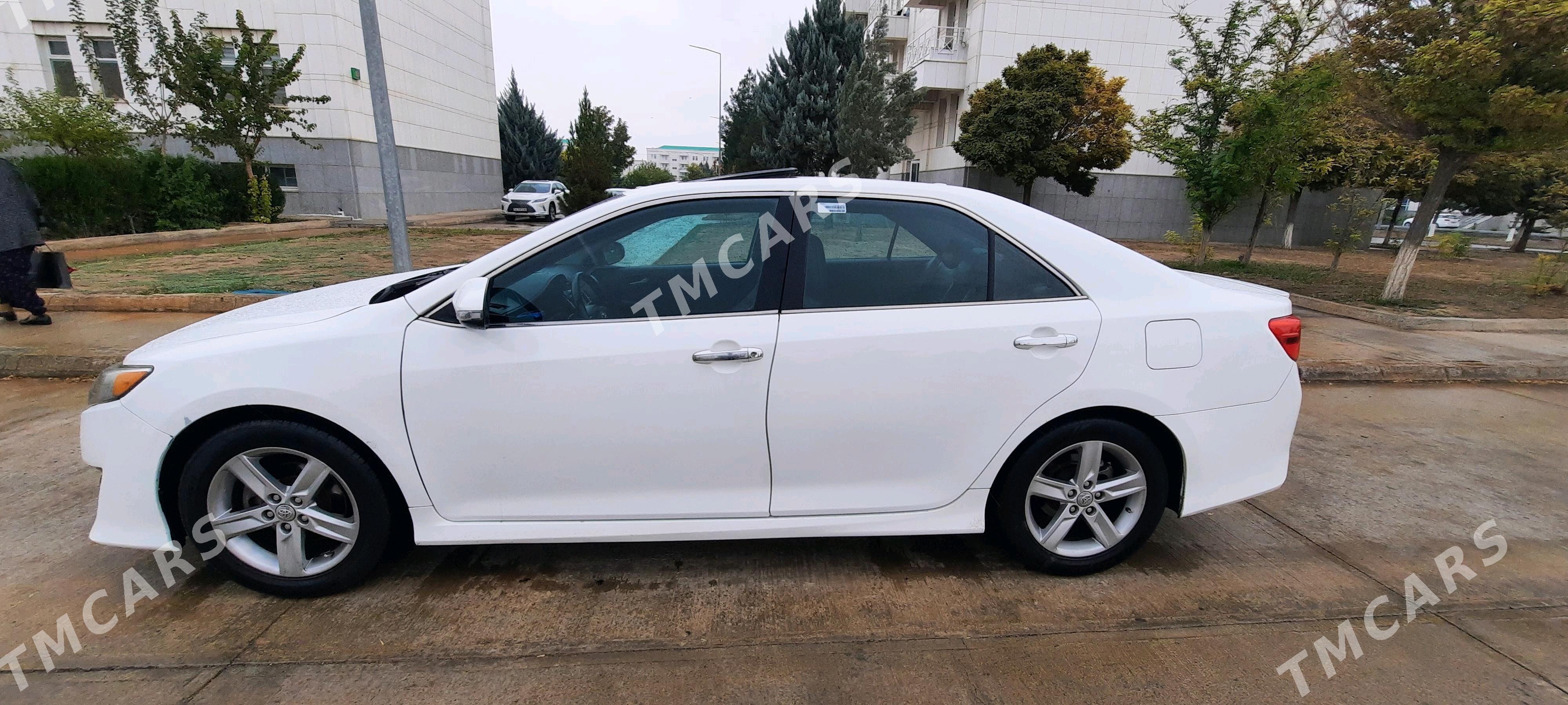 Toyota Camry 2012 - 230 000 TMT - Ашхабад - img 4