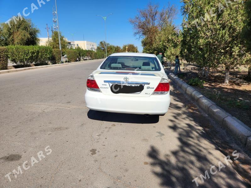 Toyota Camry 2004 - 135 000 TMT - Köneürgenç - img 4