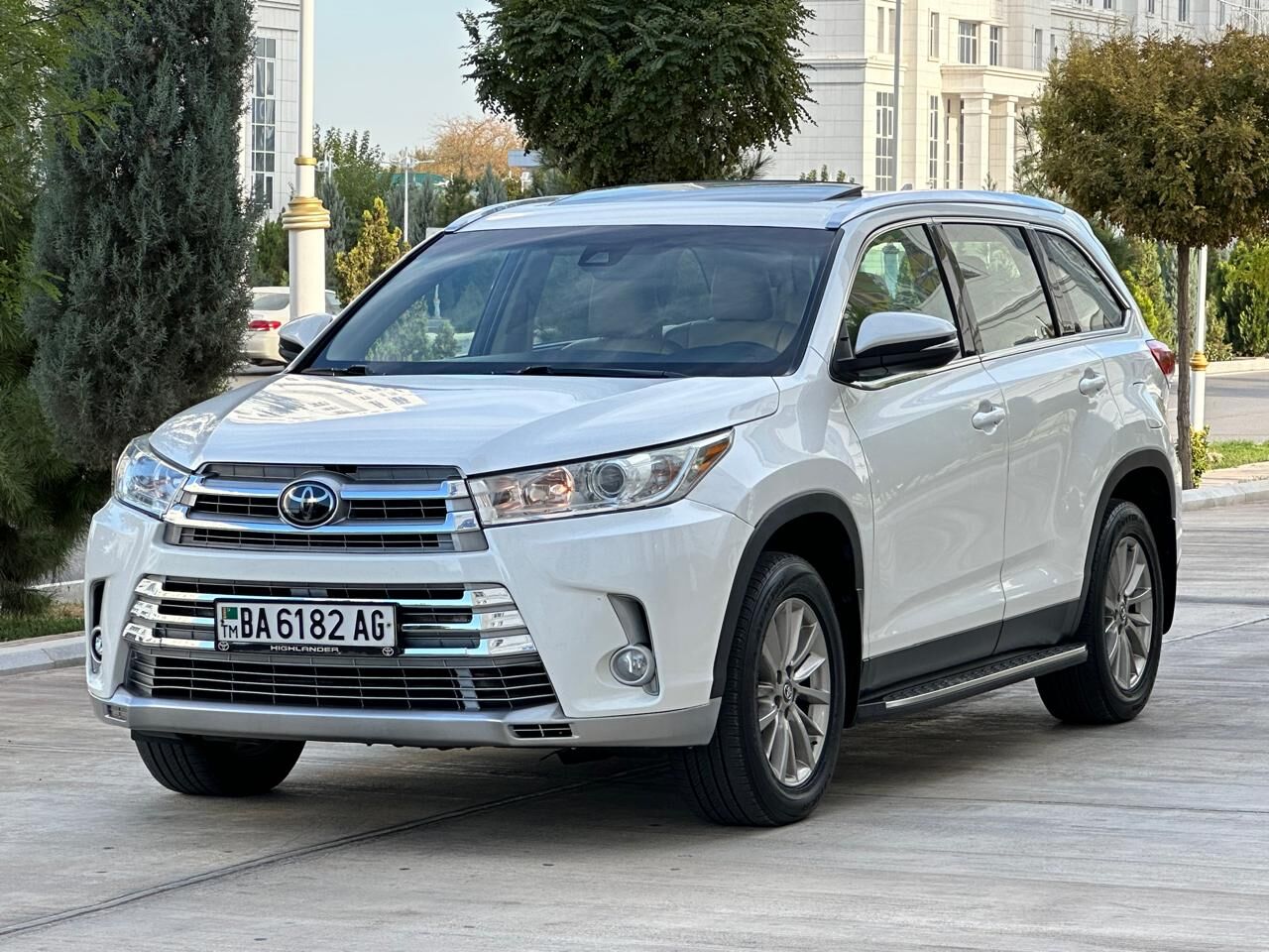 Toyota Highlander 2019 - 498 000 TMT - Ашхабад - img 3