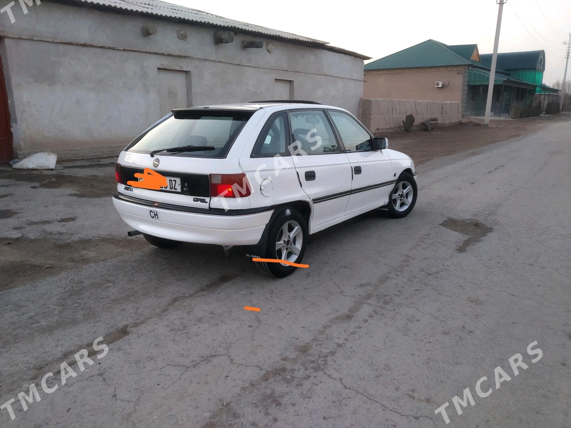 Opel Astra 1993 - 32 000 TMT - Şabat etr. - img 2