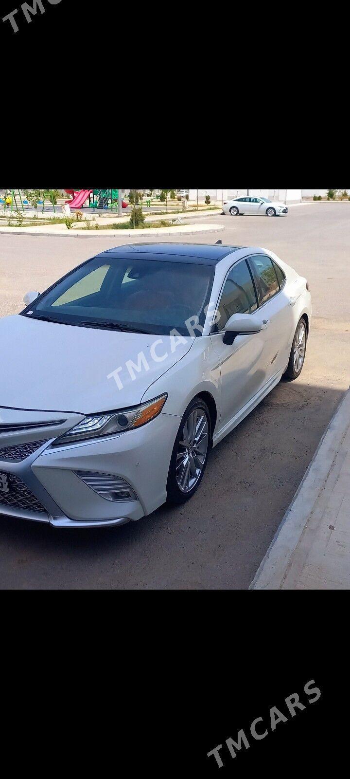 Toyota Camry 2018 - 390 000 TMT - Aşgabat - img 3