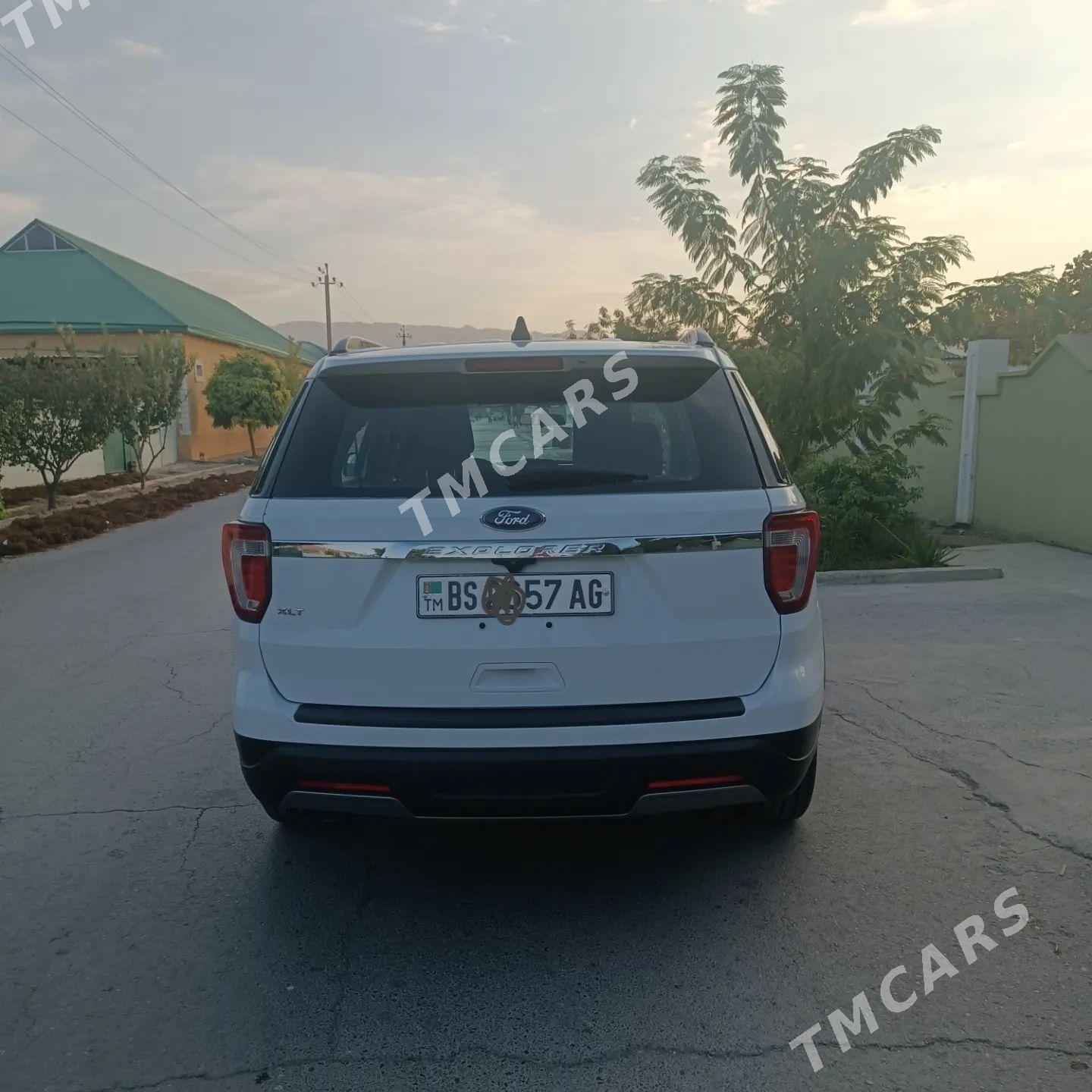 Ford Explorer 2019 - 365 000 TMT - Aşgabat - img 2