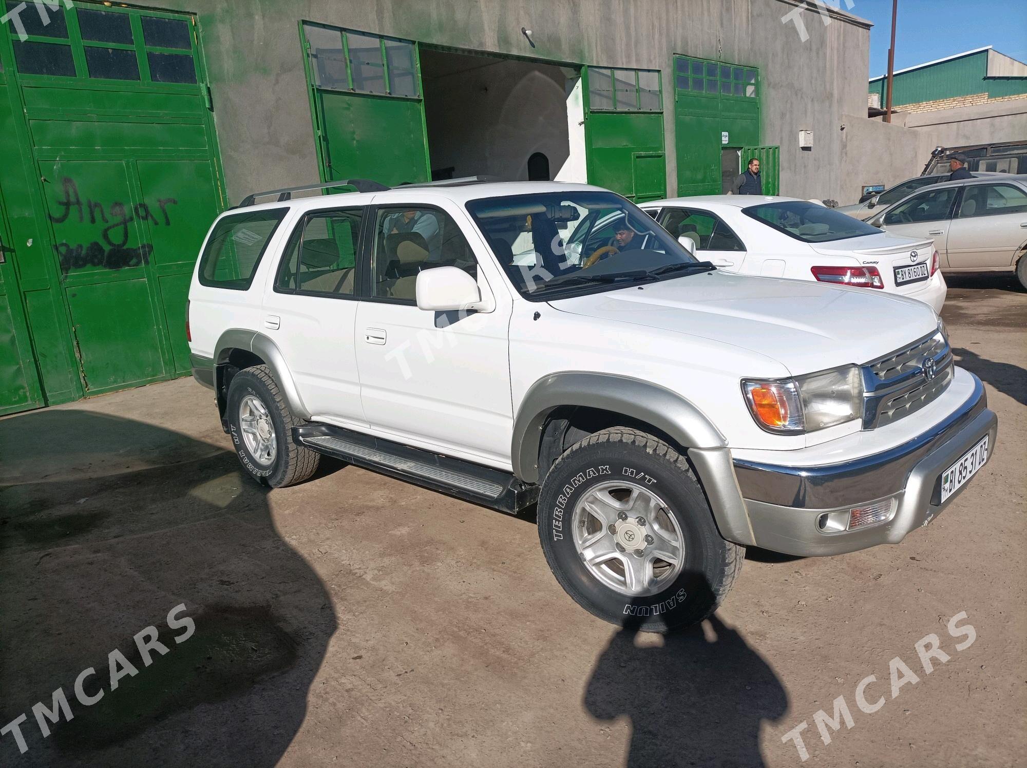 Toyota 4Runner 2002 - 160 000 TMT - Köneürgenç - img 2