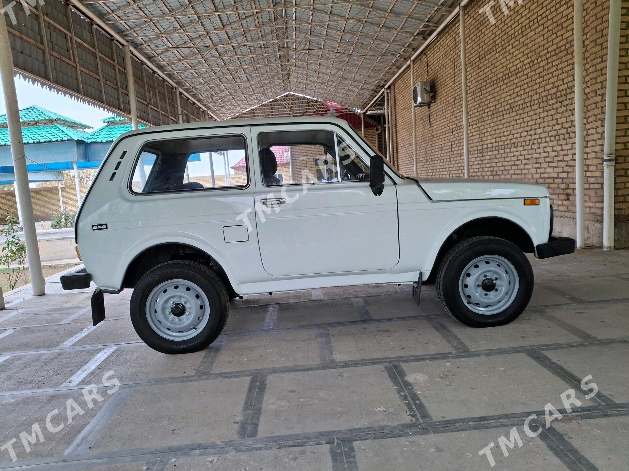 Lada Niva 1981 - 64 000 TMT - Мары - img 6