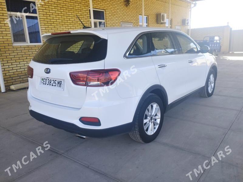 Kia Sorento 2019 - 290 000 TMT - Ёлётен - img 5