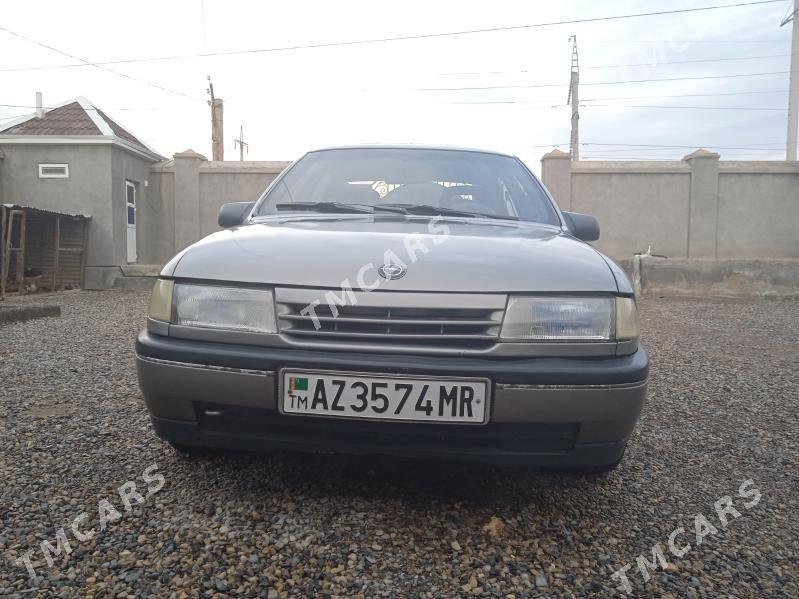 Opel Vectra 1989 - 35 000 TMT - Байрамали - img 3