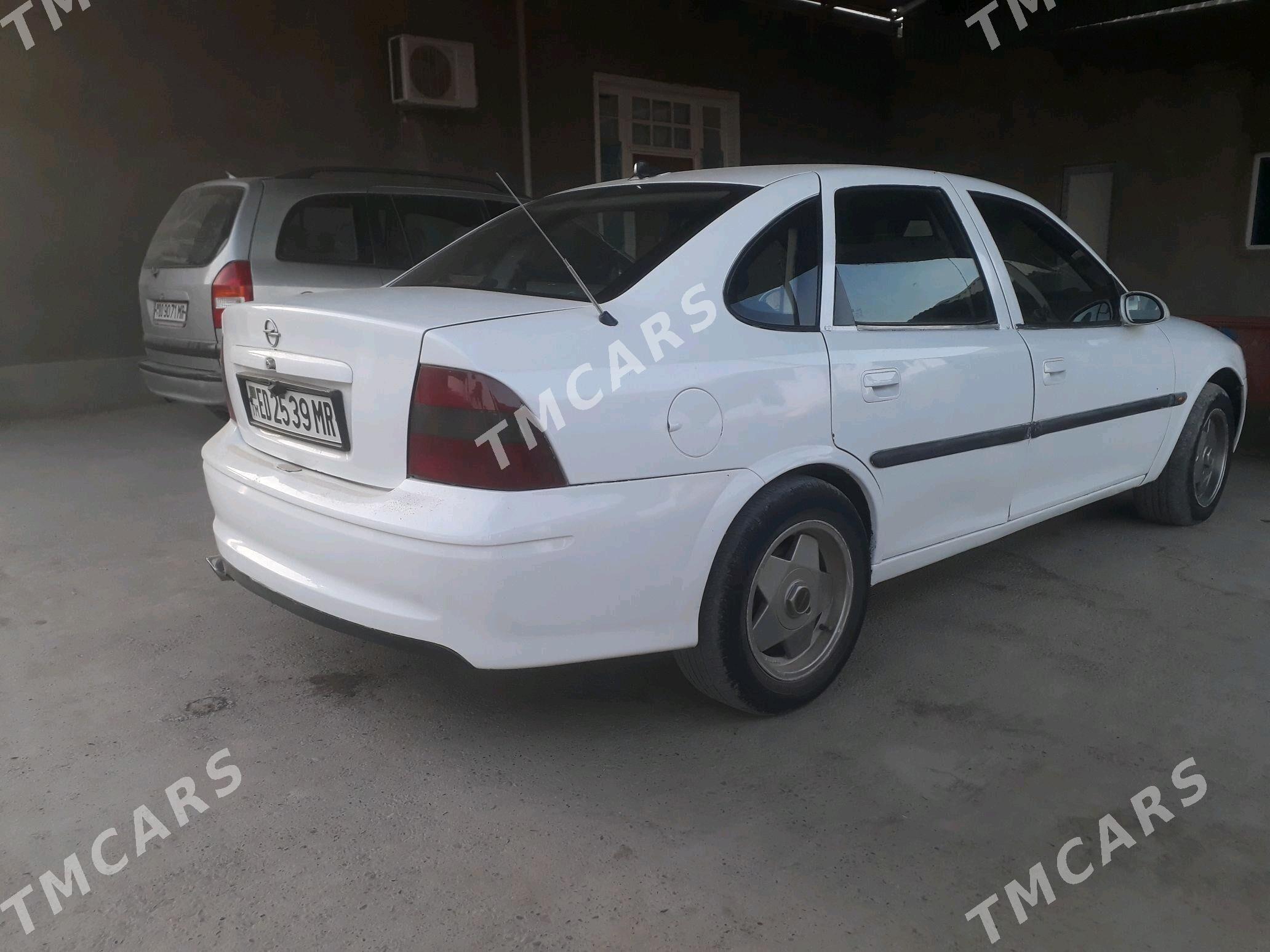 Opel Vectra 1996 - 30 000 TMT - Мургап - img 3