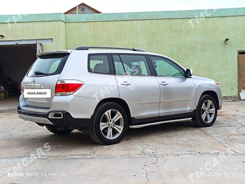 Toyota Highlander 2012 - 310 000 TMT - Мары - img 4