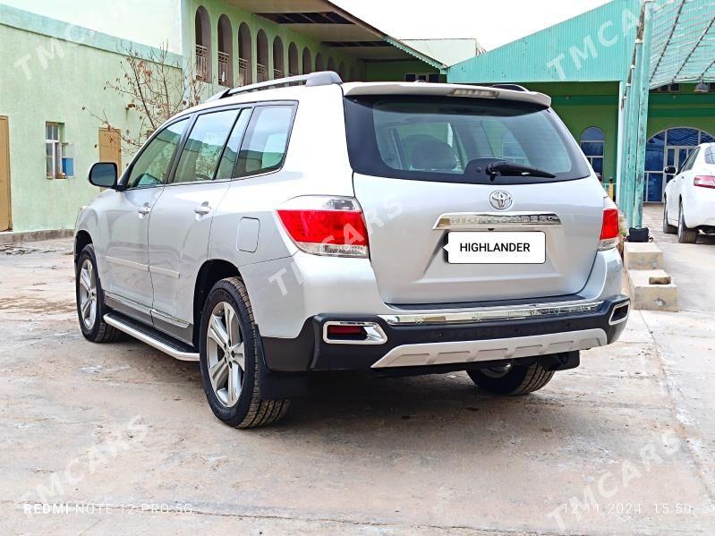 Toyota Highlander 2012 - 310 000 TMT - Мары - img 3