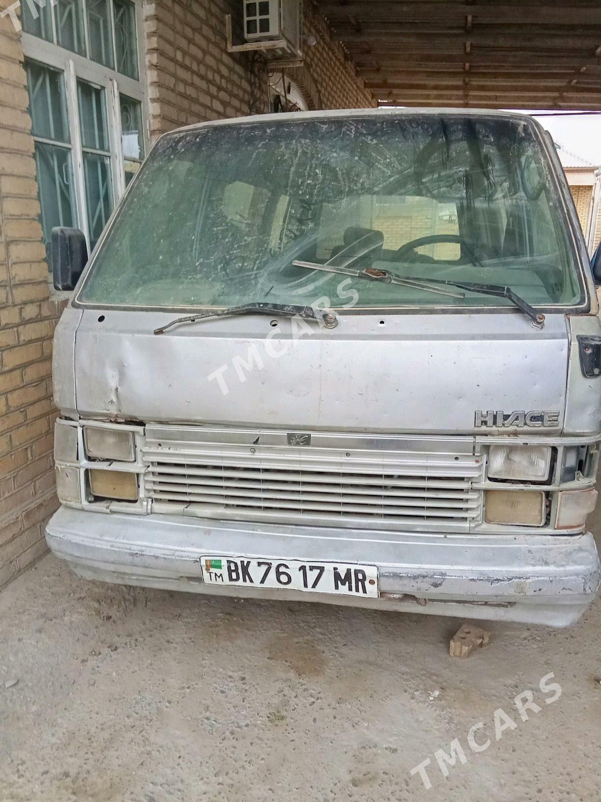 Toyota Hiace 1988 - 15 000 TMT - Сакарчага - img 3