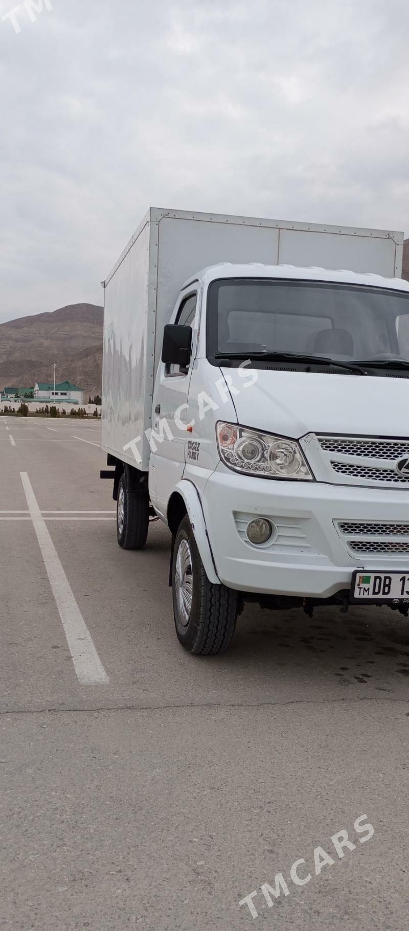 Toyota Dyna 2015 - 160 000 TMT - Ашхабад - img 4