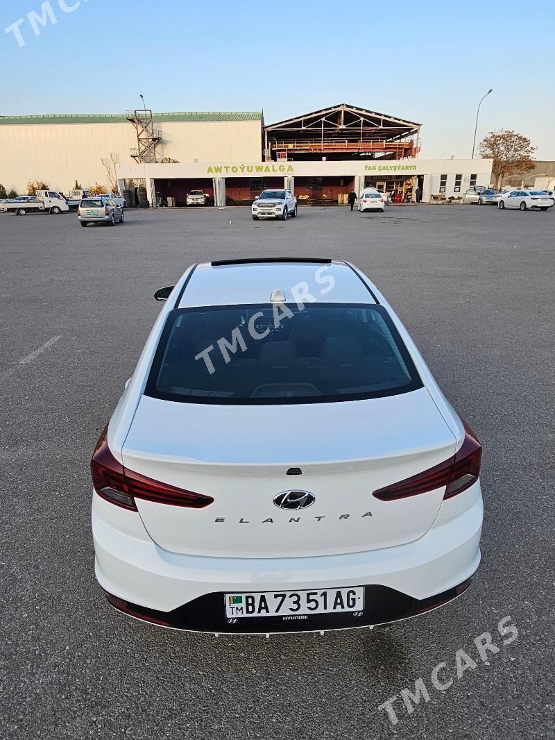 Hyundai Elantra 2020 - 205 000 TMT - Hitrowka - img 6