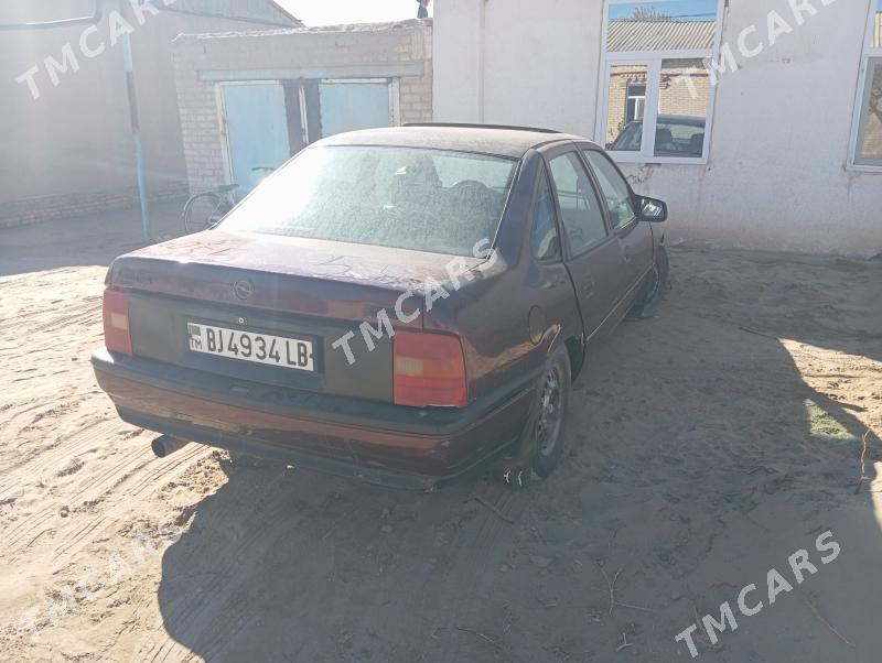 Opel Vectra 1990 - 22 000 TMT - Саят - img 2