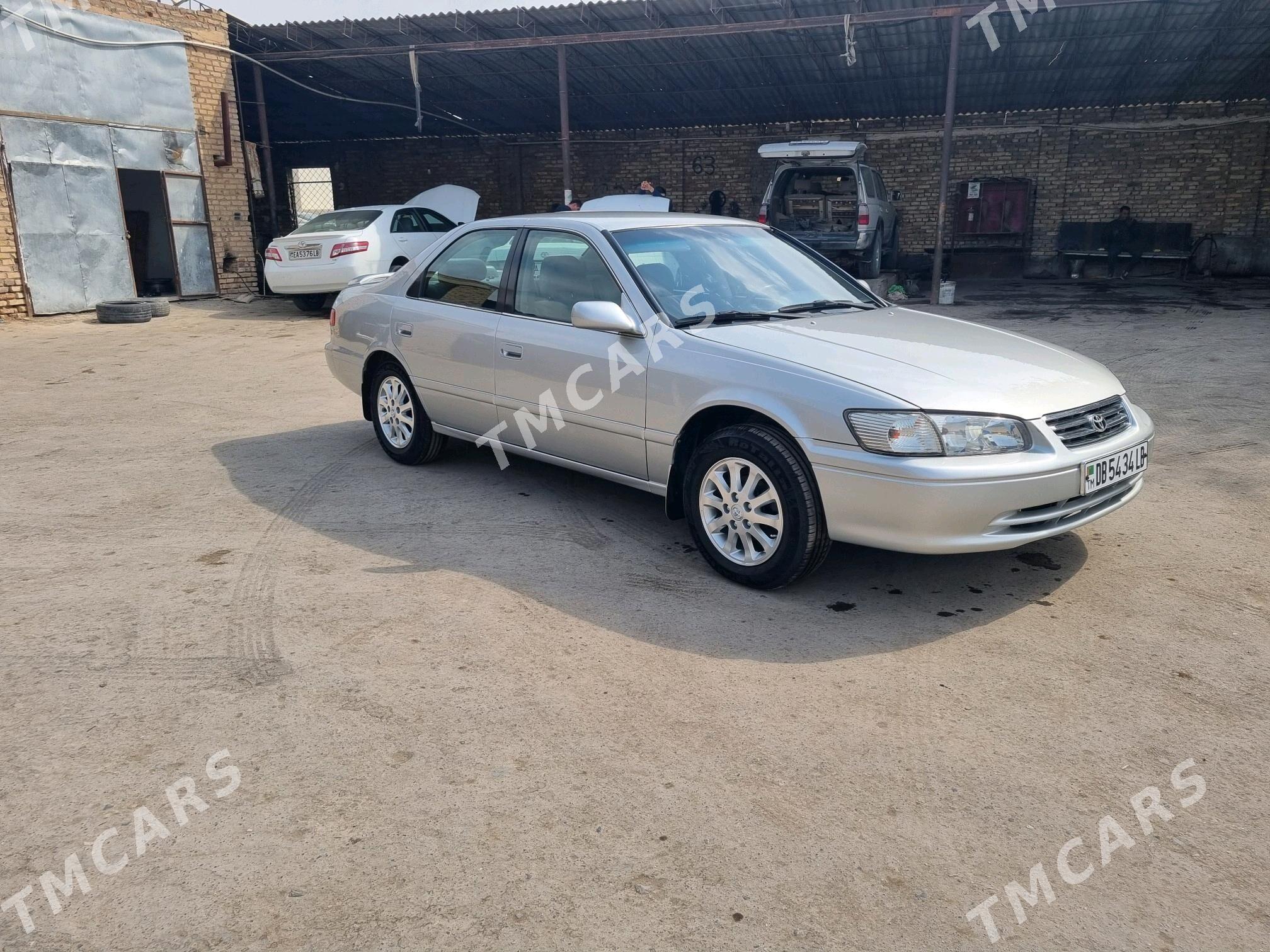 Toyota Camry 2000 - 145 000 TMT - Керки - img 10