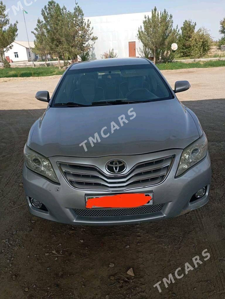 Toyota Camry 2010 - 170 000 TMT - Гарабекевюл - img 2