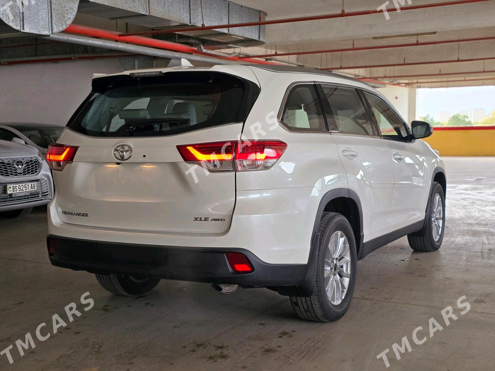 Toyota Highlander 2021 - 549 000 TMT - Ашхабад - img 4