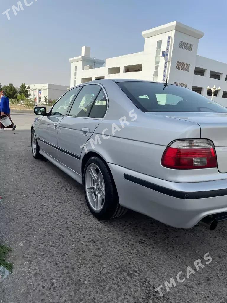 BMW E39 2002 - 110 000 TMT - Aşgabat - img 3