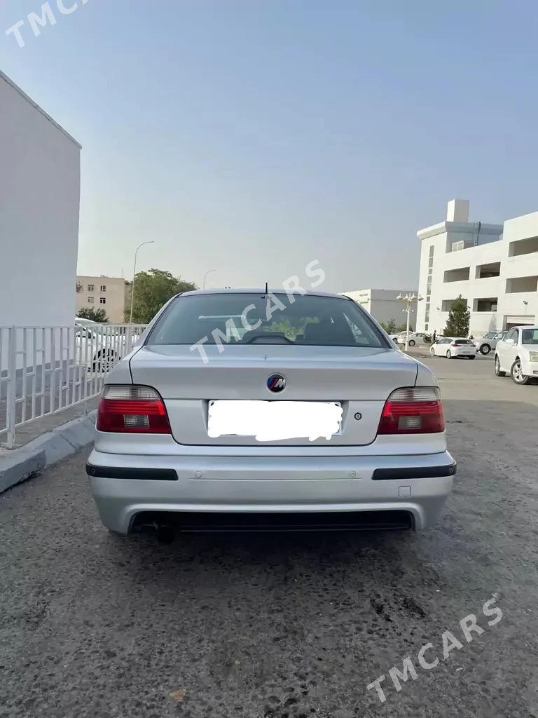 BMW E39 2002 - 110 000 TMT - Aşgabat - img 2