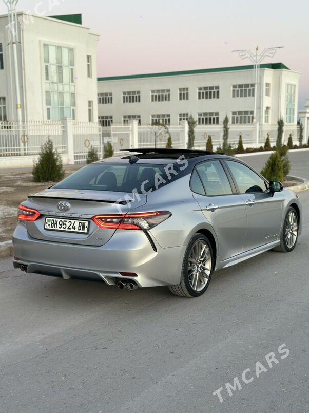 Toyota Camry 2021 - 339 000 TMT - Балканабат - img 4