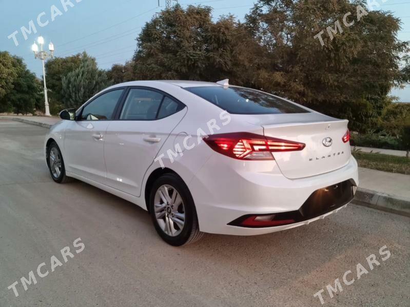 Hyundai Elantra 2020 - 230 000 TMT - Türkmenbaşy - img 4