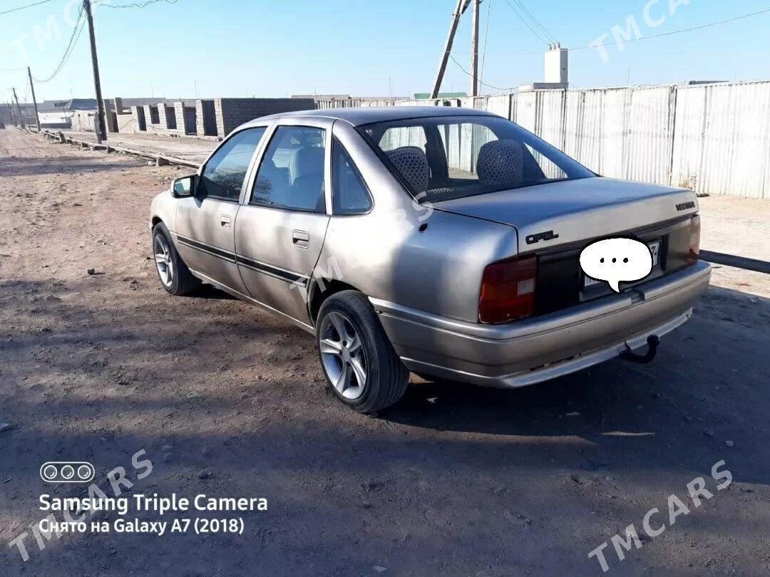 Opel Vectra 1990 - 22 000 TMT - Гурбансолтан Едже - img 3