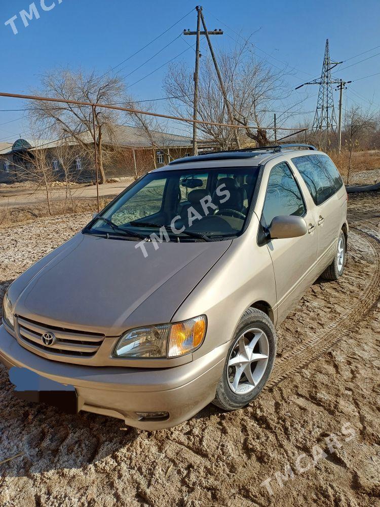 Toyota Sienna 2003 - 130 000 TMT - Теджен - img 7